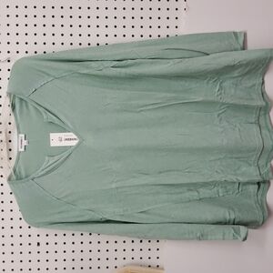 Ee:some long sleeve T women's size large long olive NWOT
